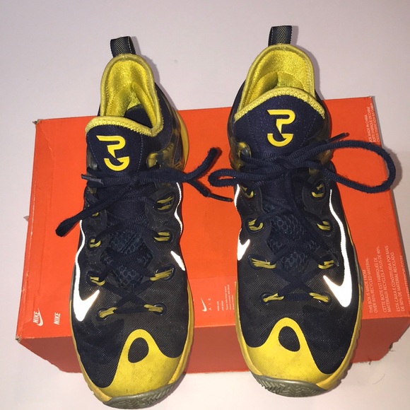 Paul George PE Size 9.5 Nike Zoom Hyperrev 2015 - Picture 2 of 8